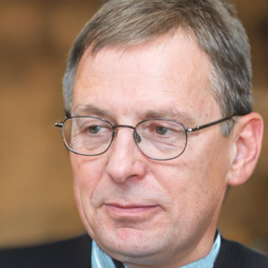 David Kumar, Investment Research Director and Risk Management Expert